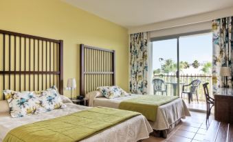 PortAventura Hotel Caribe - Includes PortAventura Park Tickets