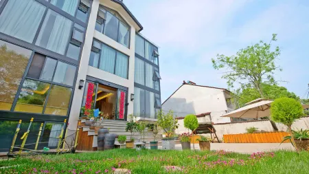 Yixing Chunxiao Homestay Отели рядом с достопримечательностью «Zisha Village»