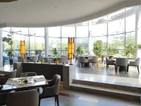 Yinlong Hotel Hotels near Nanchan Temple