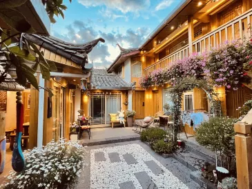Simplicity · Garden Beauty (the Old Town of Lijiang Mufu Store)