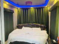 Wuning Ronghu RV Accommodation