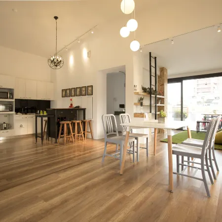 Light Hostel Chiayi Отели рядом с достопримечательностью «Chiayi Cultural And Creative Industries Park»