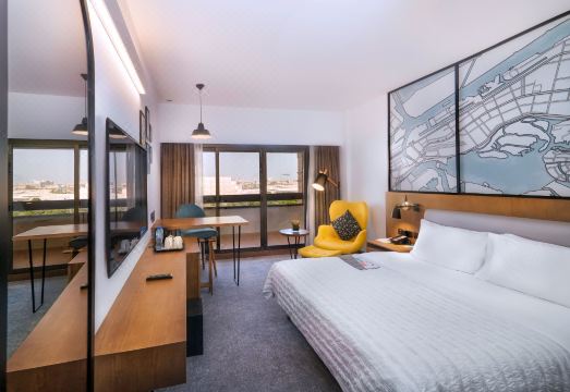 Le Meridien Abu Dhabi ResortHotel Overview