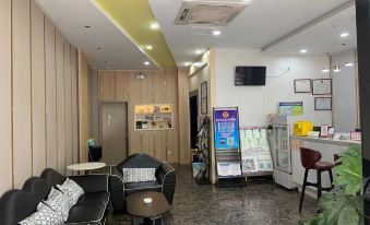 Sangkeyou  chain  hotel  (Rongshui bUxingJie  store)