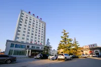 Qingcheng Hotel Tuertai Village周辺のホテル