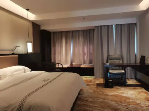 Laifeng Qingfengshan Hotel