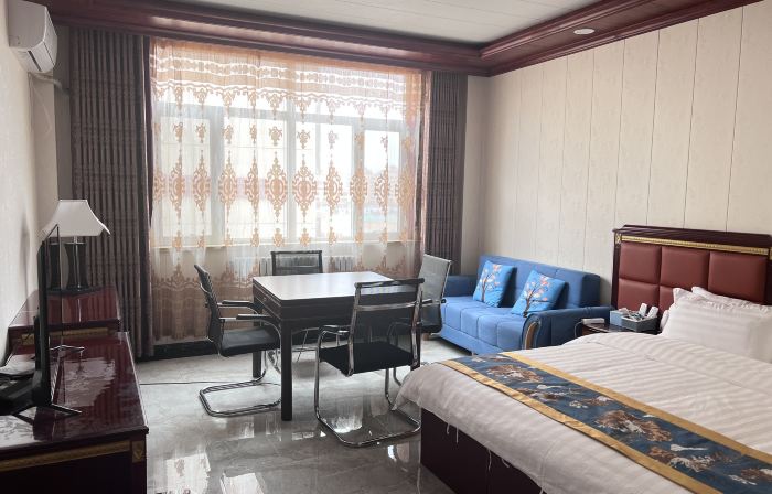 Wushen Weifeng Business Hotel