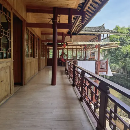 Yaquan Inn