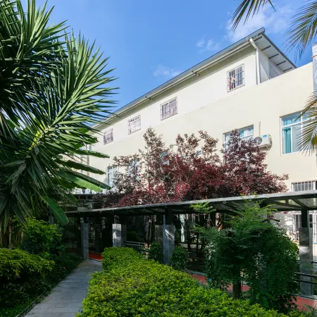 Ruishang Yuejing Jiari Hotel