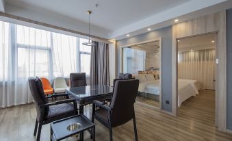 Weiduo Impression Hotel (Dazhonglou Branch, Tunxi Road Campus, Hefei University of Technology)
