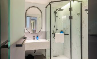 Ni Hao Hotel (Wuhan Hankou Railway Station)