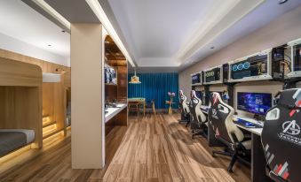 AG e-sports hotel (Guilin Convention and Exhibition Center Qixing Park)