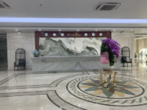 THE SHINE 2酒店及公寓