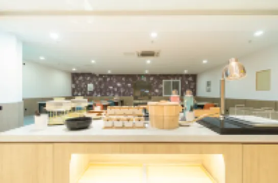 HanTing Hotel (Huai'an Jinhu Suning Plaza)