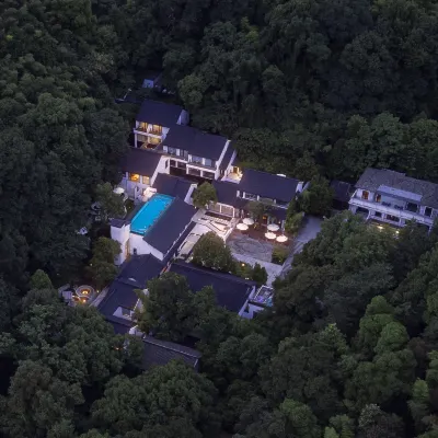 Hangzhou Yunzhongjing · West Lake Senyin Hotel Отели рядом с достопримечательностью «Парк развлечений Сунчэн»