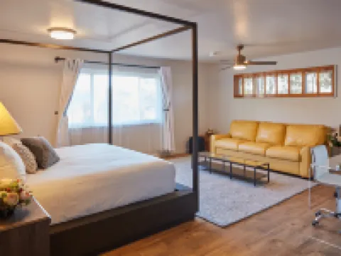 床與木桶石屋酒窖酒店 萊克縣酒店