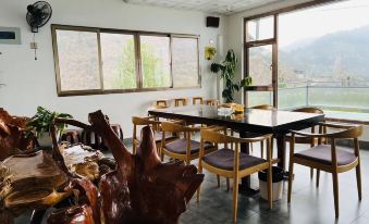 Gutian Qingqing Small Inn