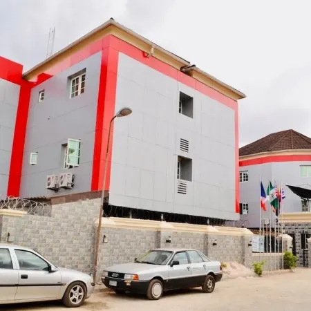 Limoh Suites