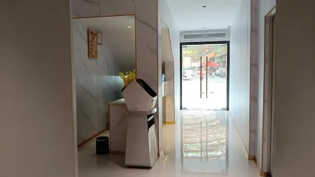 Dongguan Zhanghui Hotel