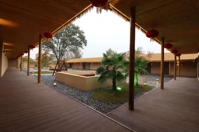 Luoyang 13 She Homestay