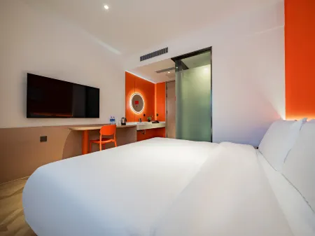 AHS Awake Hotel (Xi'an Bell and Drum Tower Huimin Street  Store)