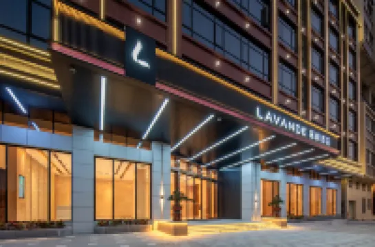 Lavande Hotel Chaozhou Hot Spring Riverview Store فنادق في 
