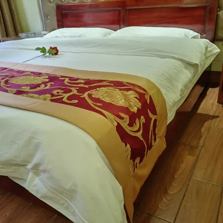 Hekou Huayu Hotel