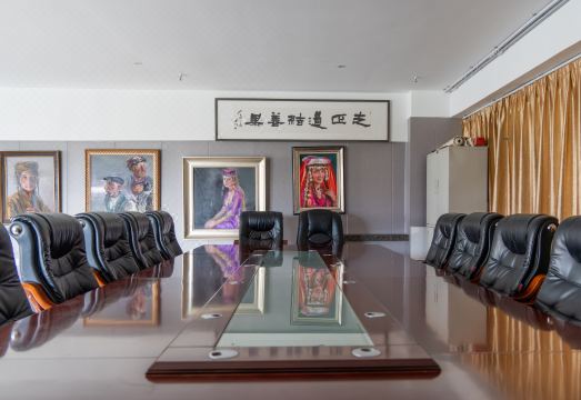 Kai Tu Molandi Hotel Hotel Overview