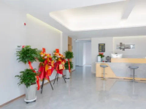 悅萊|LIGHTIUXURYLE·ISURE輕奢商務休閑酒店(大拇指廣場店) 乳山酒店