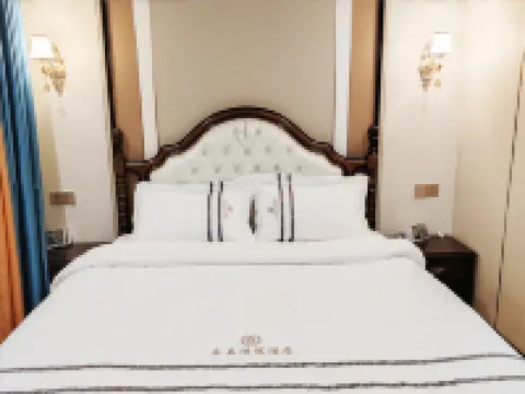 Qilan Hongguan Inn