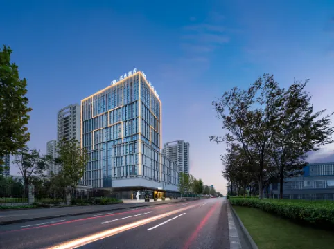 CEO MingDuo Hotel Отели рядом с достопримечательностью «Qiyi Agriculture Ecological Garden»