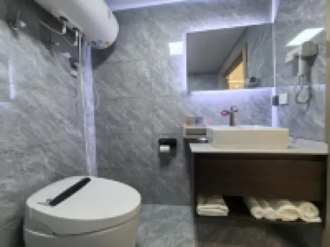 Fangdichan Hotel Hotels in Longjiang County