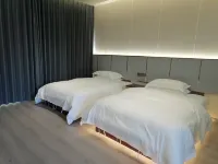 Hongtudi Zhongxin Photography Hostel Hotel dekat Dongchuan Red Land