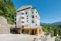 Mu Yun Wan Hostel, Shennongjia (Huong Khe Yuen Scenic Spot Shop) Hotels in Shennongjia