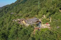 Wudangshan Prince Courtyard Homestay (Prince Slope Scenic Area)