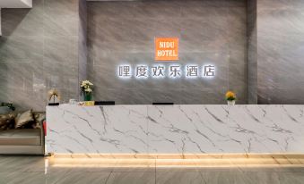 Lidu Happy Apartment (Yunshan Fengjing Plaza)