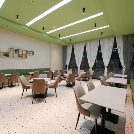 GreenTree Inn Express Xinjiang Kuerle Luntai Hotel