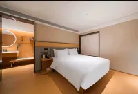 Yinyue Hotel (Wuhan Yellow Crane Tower Yangtze River Bridge) Hotels in Wuhan