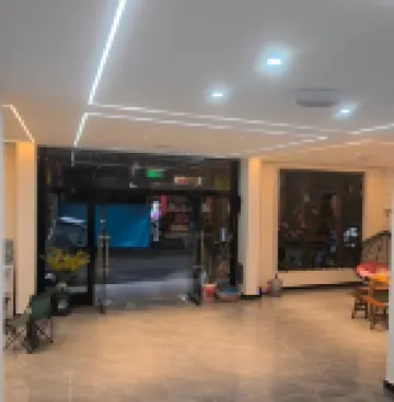 般若·蓮客棧（峨眉山旅遊客運中心店）