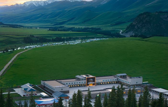 Surprise Hotel