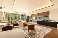 Jinlan Hotel (Ziyang Fantawild Water Park Branch)
