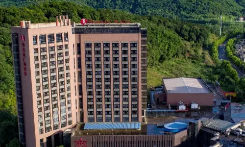 Ramada Plaza by Wyndham Chibi