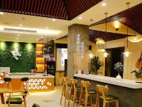Shengsi Flower and Bird Island Alice Flower Island Whale House Hotel a Shengsi