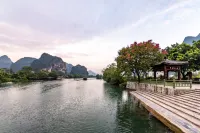 Floral Hotel· Courtyard 8, Gonghou Lane hotel (Guilin Liangjiang Sihu Elephant Trunk Mountain)