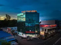 Grand Bagan Hotel