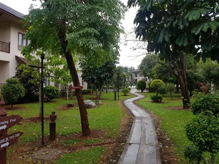 Teak Garden Resort, Chiang Rai