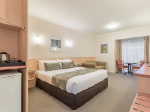 The Waverley International Hotel Hotels in Glen Waverley