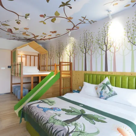 Yujian Holiday Villa (Midea Egret Lake Branch, Foshan)