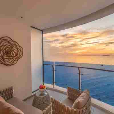Howard Johnson Plaza by Wyndham Blue Bay Sihanoukville Rooms
