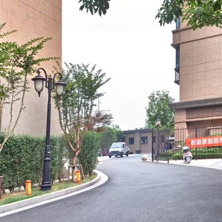 Xinyang Yunzhi Hotel